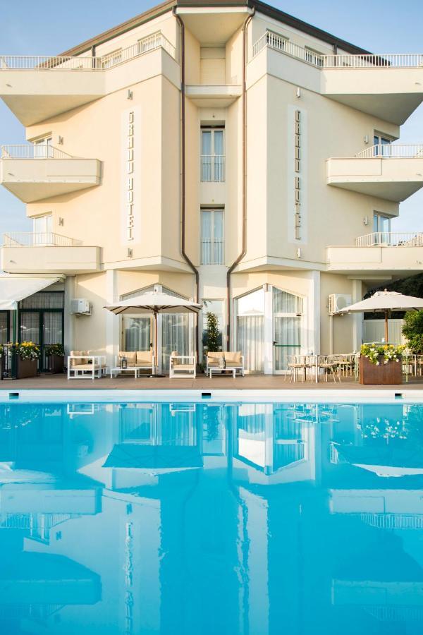 Grand Hotel Форте дей Марми Екстериор снимка