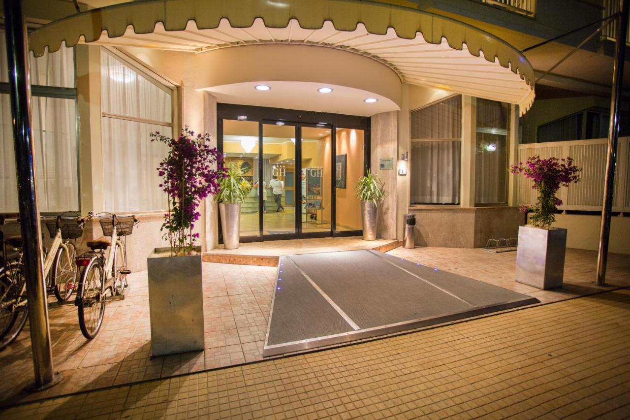 Grand Hotel Форте дей Марми Екстериор снимка