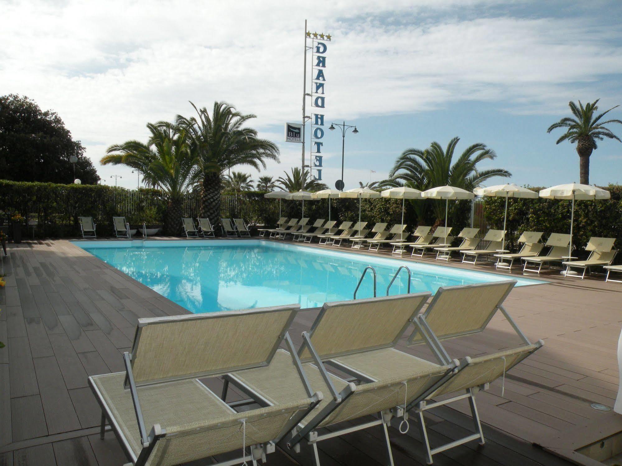 Grand Hotel Форте дей Марми Екстериор снимка
